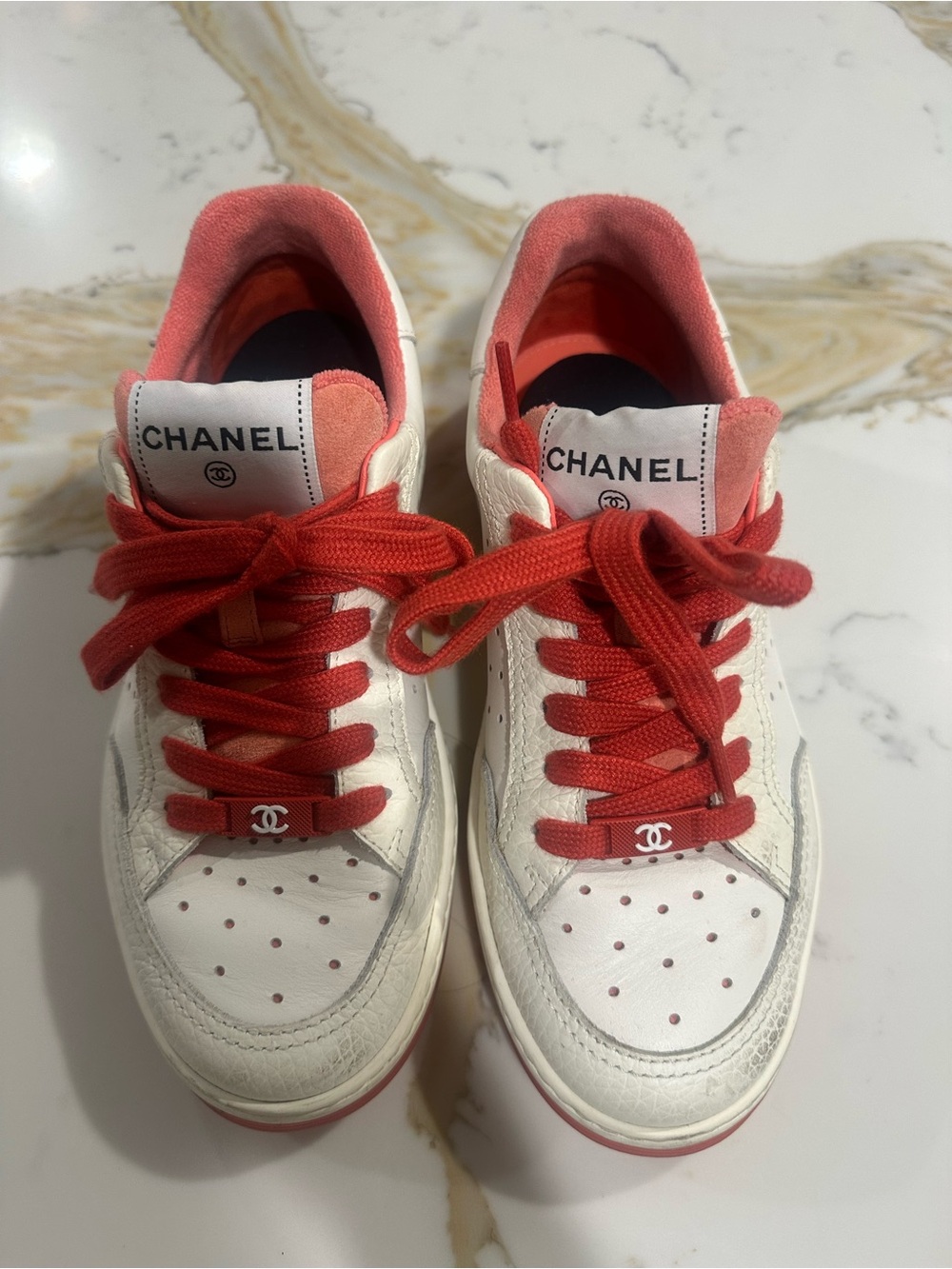CHANEL White Leather Sneakers with Red Laces and Pink Lining